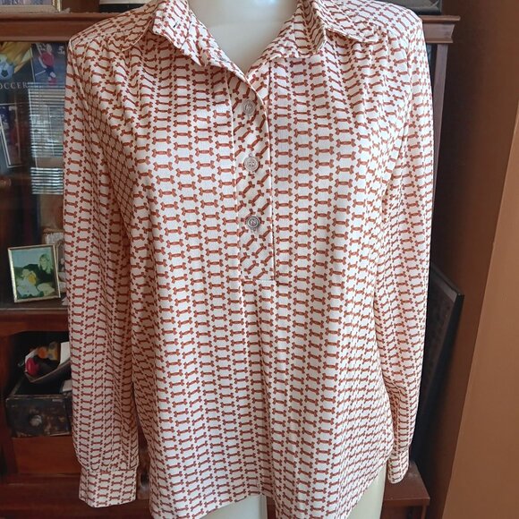 Vintage Womens Top Medium 1970's Stretch Polyester Bone Print Hippy Mom COllared - Picture 2 of 7